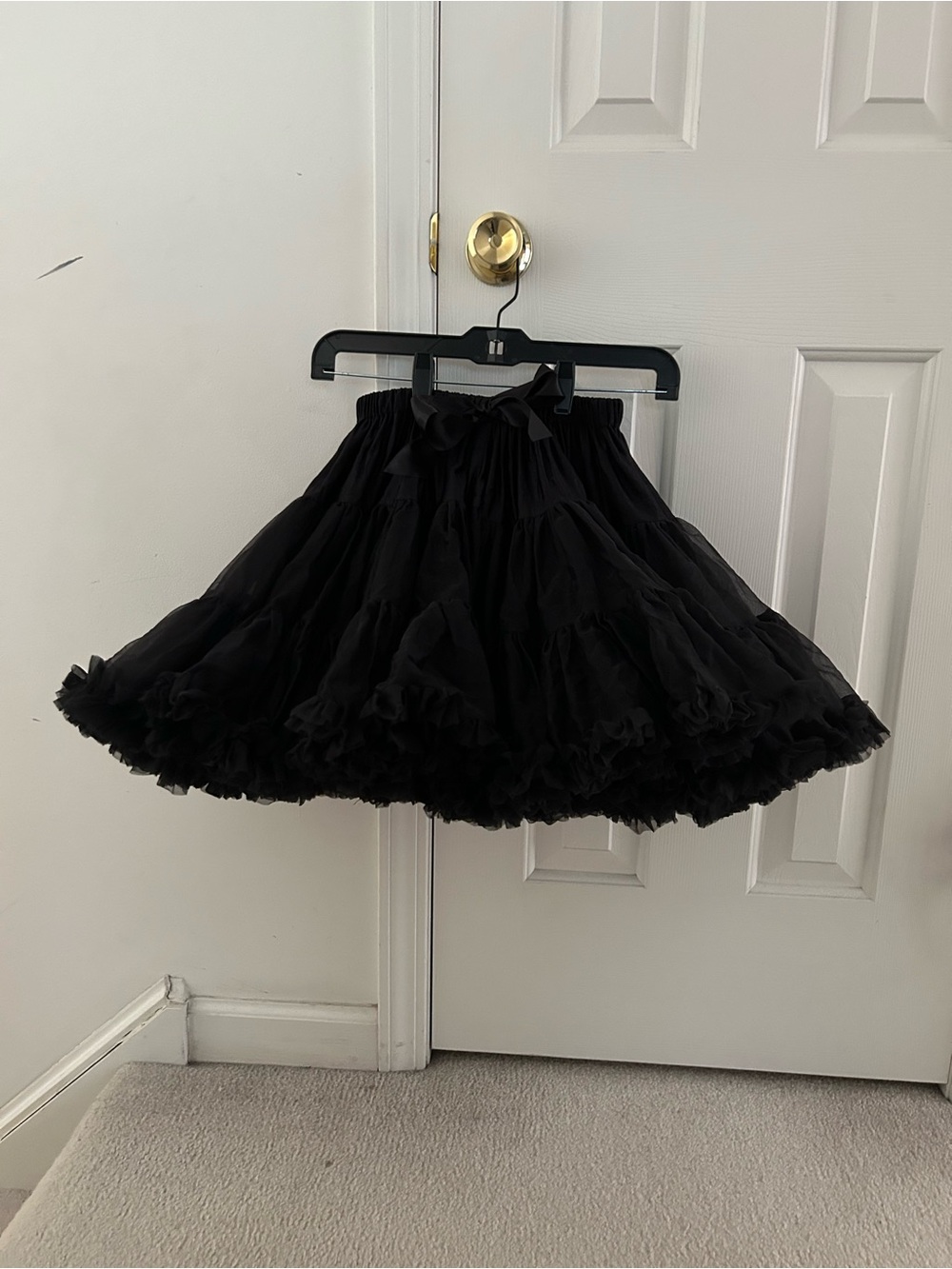 Angel’s Face tutu jet black size X-Large 10-12 years full fluffy goth balletcore